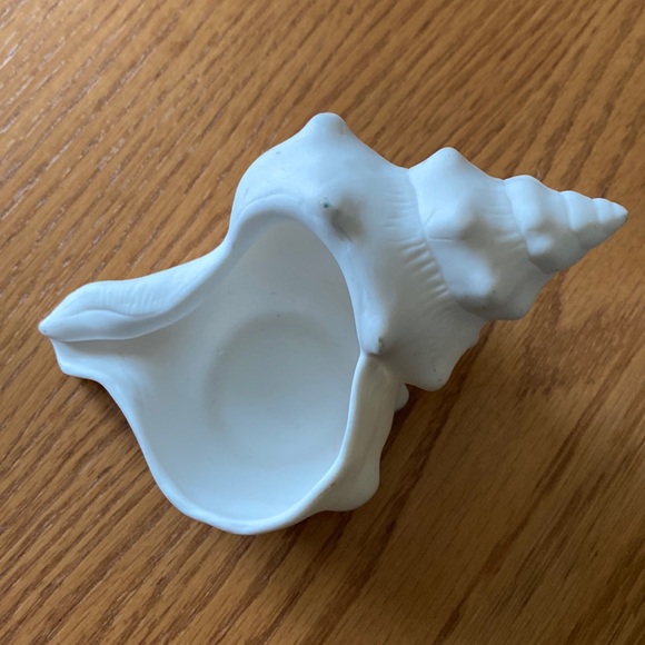 Yankee Candle Shell Tealight Holder - Picture 2 of 5